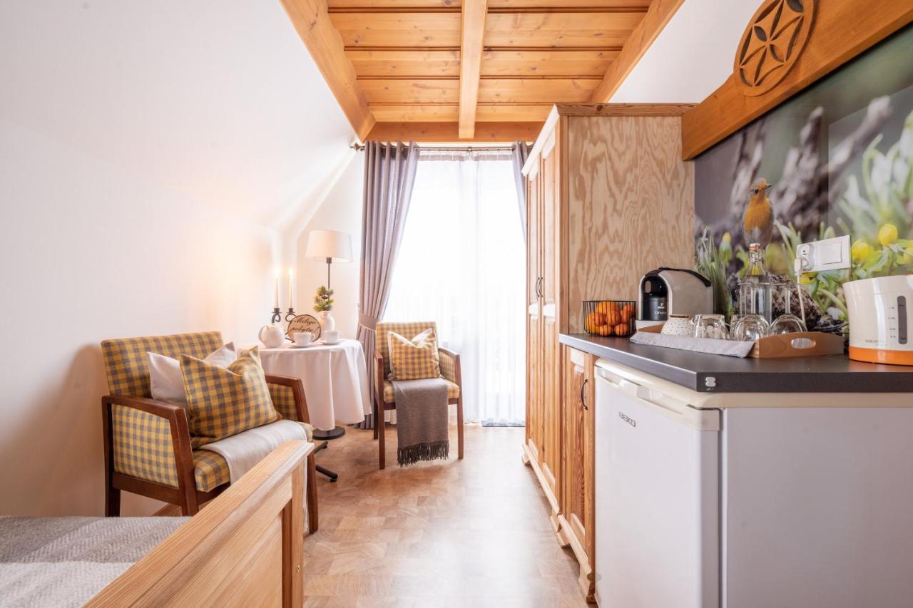 Willa Maly Dworek Zakopane Exteriör bild